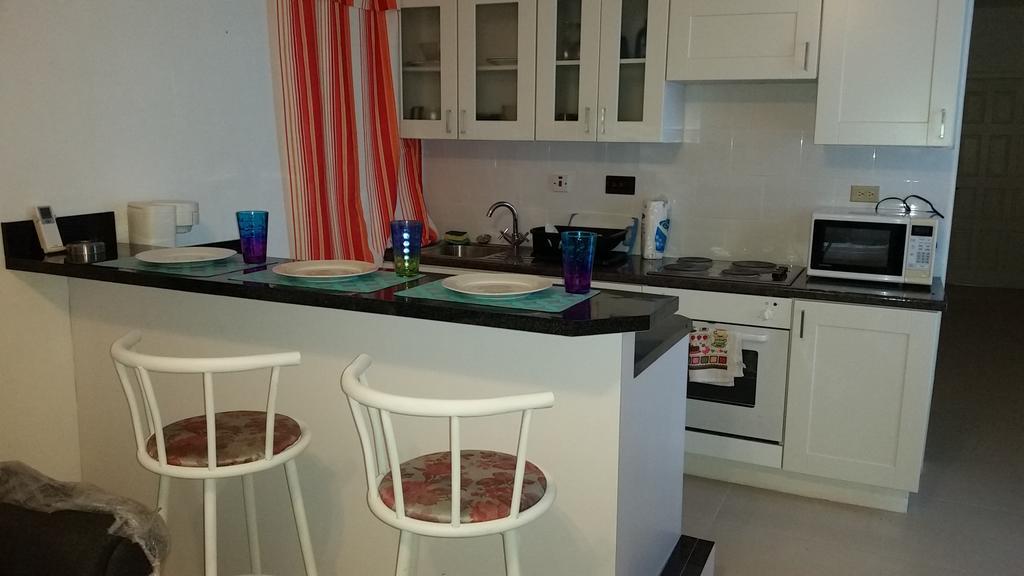 Sky Castles Apt J3 โอโชรีโอส ภายนอก รูปภาพ